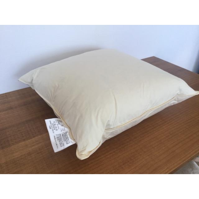 MUJI (無印良品) 無印良品 フェザーヌードクッション 43x43cmの通販 by Ms.Tabby�s｜ムジルシリョウヒンならラクマ