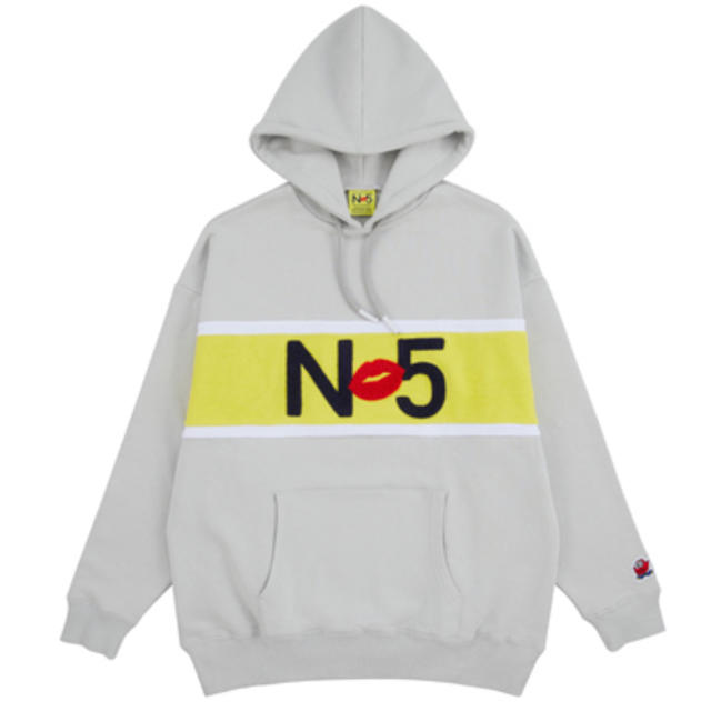 nissy  2nd パーカー 新品 未開封