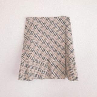 バーバリー(BURBERRY)のバーバリー スカート(ひざ丈スカート)