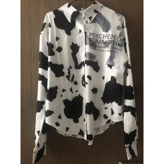 牛柄のシャツ🐄(シャツ/ブラウス(長袖/七分))