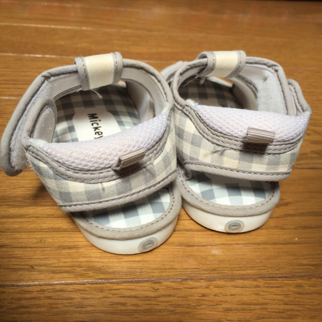 ベビー サンダル ミッキー キッズ/ベビー/マタニティのベビー靴/シューズ(~14cm)(サンダル)の商品写真