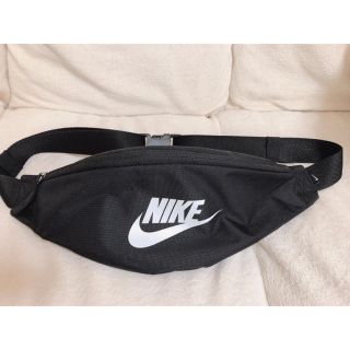 ナイキ(NIKE)のNIKE ボディバッグ(ボディバッグ/ウエストポーチ)