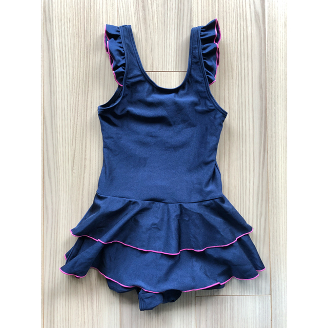 水着130サイズ   キッズ/ベビー/マタニティのキッズ服女の子用(90cm~)(水着)の商品写真