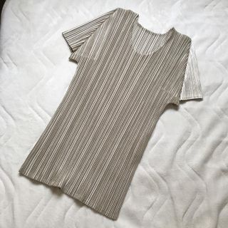 プリーツプリーズイッセイミヤケ(PLEATS PLEASE ISSEY MIYAKE)のプリーツプリーズ 半袖カットソー(カットソー(半袖/袖なし))