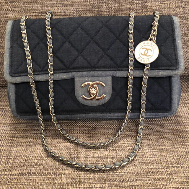 正規品 CHANEL  ショルダーバッグ  マトラッセ  デニムバッグ