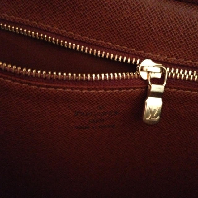 LOUIS 送料込み ヴィトンのショルダーの通販 by モナコ(プロフ読んでね)|ルイヴィトンならラクマ VUITTON - お得最新品
