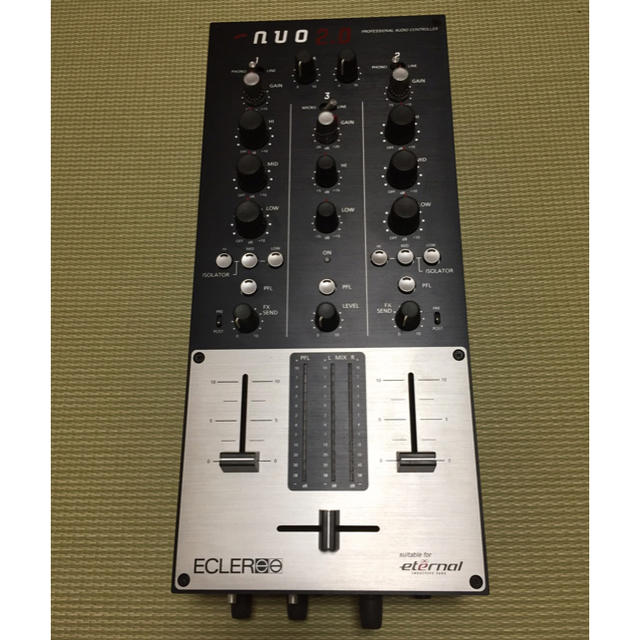 ECLER NUO2.0 箱付き 楽器のDJ機器(DJミキサー)の商品写真