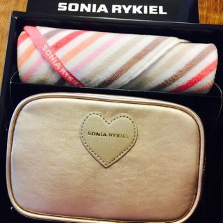 ソニアリキエル(SONIA RYKIEL)のソニアリキエル☆タオルハンカチとポーチのセット☆プレゼントにゴールド (ハンカチ)