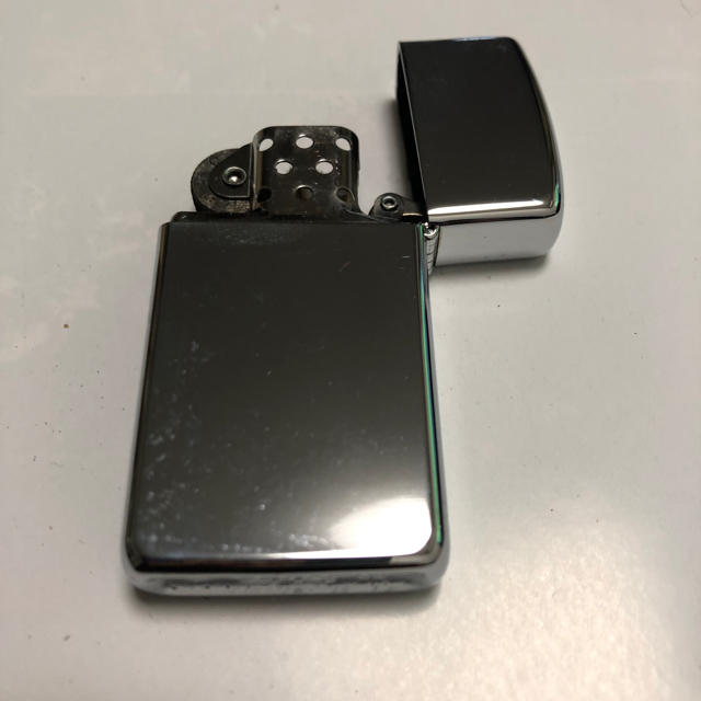 ZIPPO(ジッポー)のジッポー ライター 新品未使用 メンズのファッション小物(タバコグッズ)の商品写真