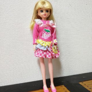 トミー(TOMMY)のリカちゃん人形(ぬいぐるみ/人形)