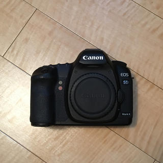 キヤノン(Canon)のキャノンeos 5d  Ⅱ 早い者勝ち(デジタル一眼)