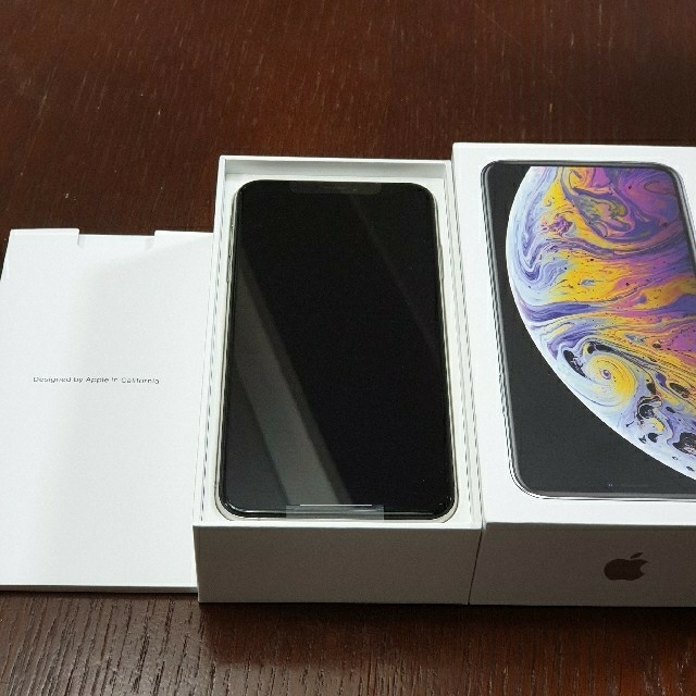 iPhone XSmax 64GB シルバー　MT6R2J/A