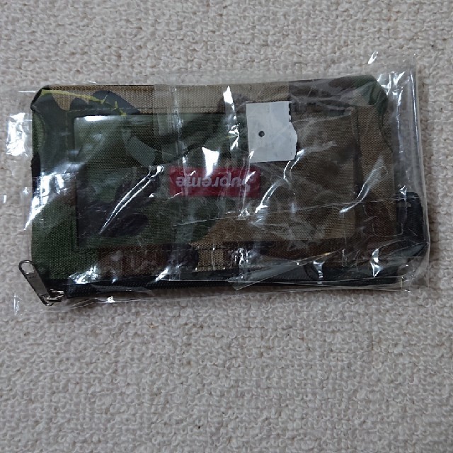 Supreme(シュプリーム)のSupreme 16AW Mobile Pouch モバイルポーチ カモ 未使用 スマホ/家電/カメラのスマホアクセサリー(モバイルケース/カバー)の商品写真