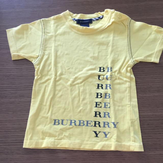 BURBERRY(バーバリー)のバーバリーのTシャツ キッズ/ベビー/マタニティのキッズ服男の子用(90cm~)(その他)の商品写真