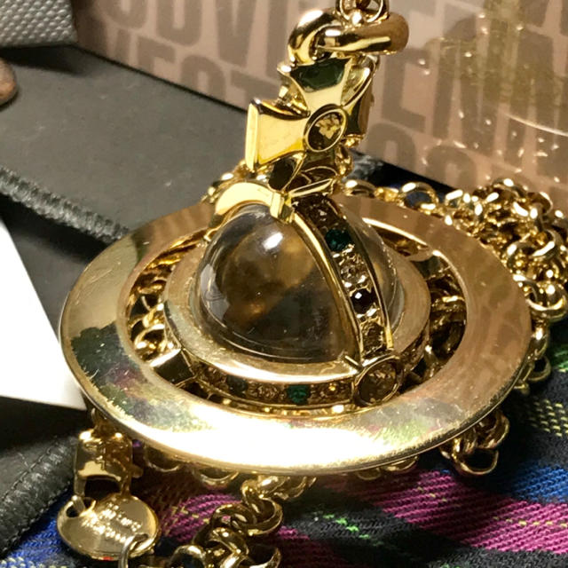 Vivienne Westwood(ヴィヴィアンウエストウッド)のヴィヴィアン ニュー スモール オーブ ネックレス レディースのアクセサリー(ネックレス)の商品写真