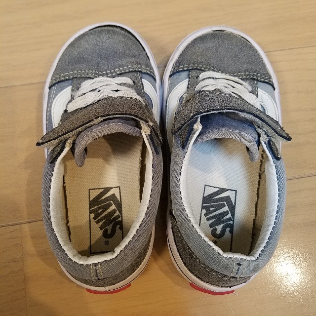 VANS(ヴァンズ)のVANS スニーカー 16センチ キッズ/ベビー/マタニティのキッズ靴/シューズ(15cm~)(スニーカー)の商品写真