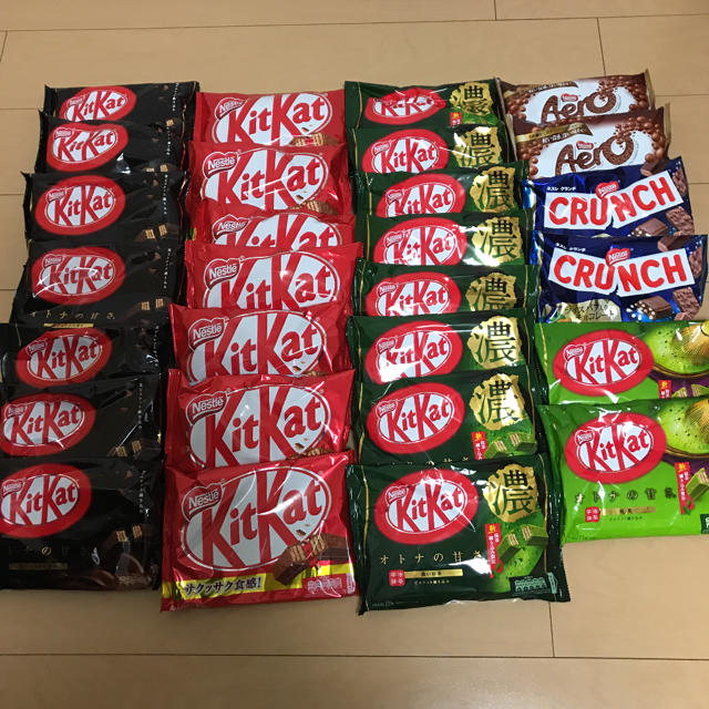 Nestle(ネスレ)のキットカット セット 食品/飲料/酒の食品(菓子/デザート)の商品写真