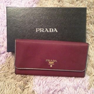 プラダ(PRADA)のmanami.t様お取り置き☆11日まで(財布)