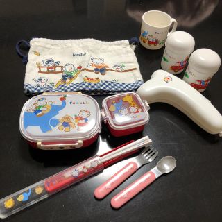 ファミリア(familiar)のna様専用。ファミリアバナナケース 巾着(弁当用品)