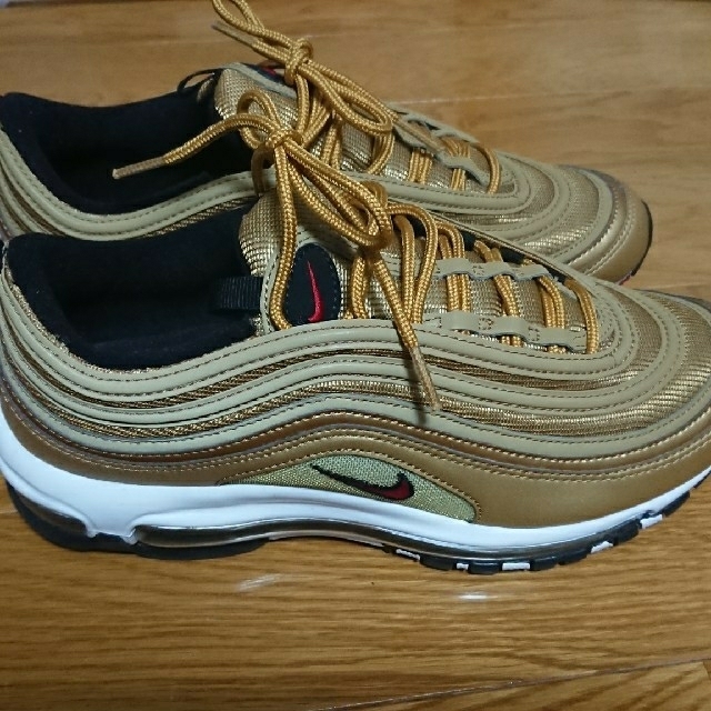 NIKE(ナイキ)の[kantaさん専用] AIR MAX 97 OG Metallic Gold  メンズの靴/シューズ(スニーカー)の商品写真