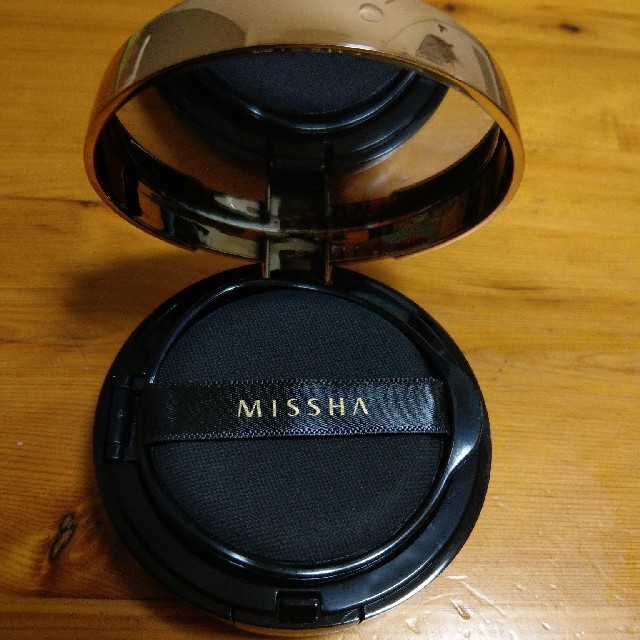 MISSHA(ミシャ)のミシャＭクッション　ファンデーションNo.21 コスメ/美容のベースメイク/化粧品(ファンデーション)の商品写真