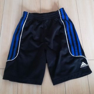 アディダス(adidas)のアディダス　キッズハーフパンツ　100(パンツ/スパッツ)