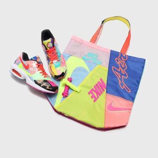 ナイキ(NIKE)のトートバック付き AIR MAX2 LIGHT QS / ATMOS 28(スニーカー)