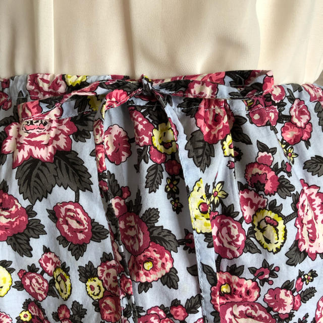 sunaokuwahara(スナオクワハラ)のI.S. SUNAO KUWAHARA◆スナオクワハラ◆花柄スカート レディースのスカート(ひざ丈スカート)の商品写真