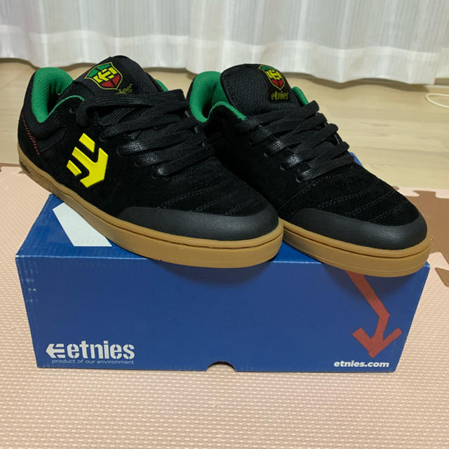 etnies(エトニーズ)のetnies エトニーズ MARANA US6 24センチ 新品 メンズの靴/シューズ(スニーカー)の商品写真