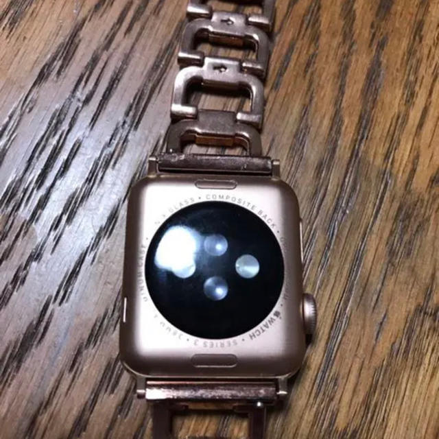 Apple Watch(アップルウォッチ)のApple watchシリーズ3 38mm 値下げ中 スマホ/家電/カメラのスマートフォン/携帯電話(その他)の商品写真