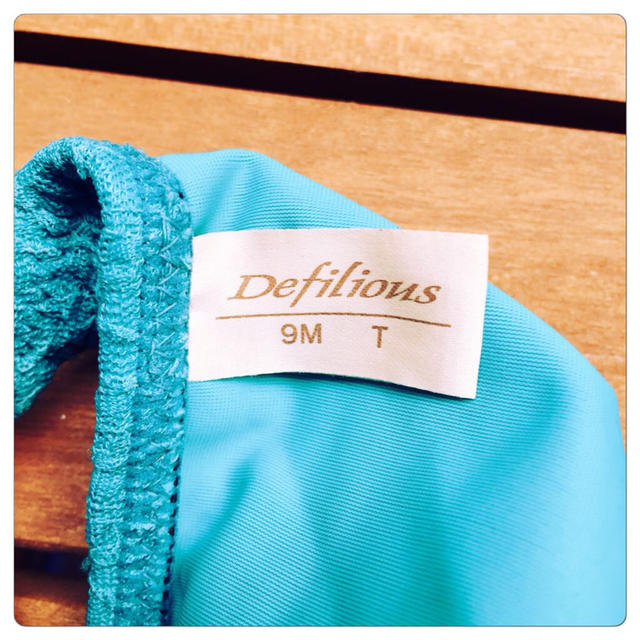 Defilious(デフィリアス)のターコイズブルー水着 レディースの水着/浴衣(水着)の商品写真