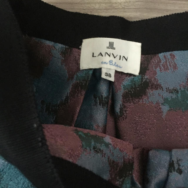 LANVIN en Bleu(ランバンオンブルー)の極美品 LANVINenBleu ランバンオンブルー フラワージャガードスカート レディースのスカート(ひざ丈スカート)の商品写真