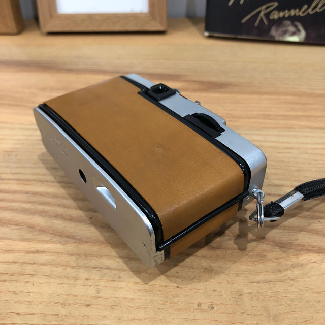 OLYMPUS - 【整備済・完動品】 OLYMPUS PEN EE-3 ブラウンの通販 by