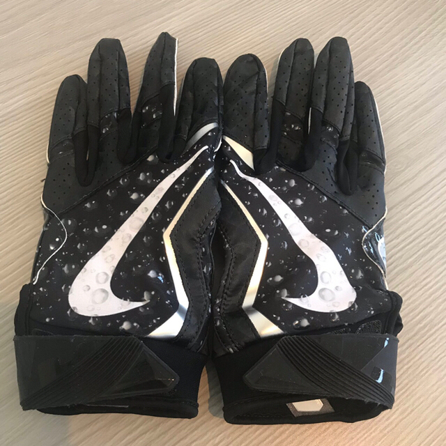 Supreme(シュプリーム)の専用supreme Nike Football Gloves メンズのメンズ その他(その他)の商品写真