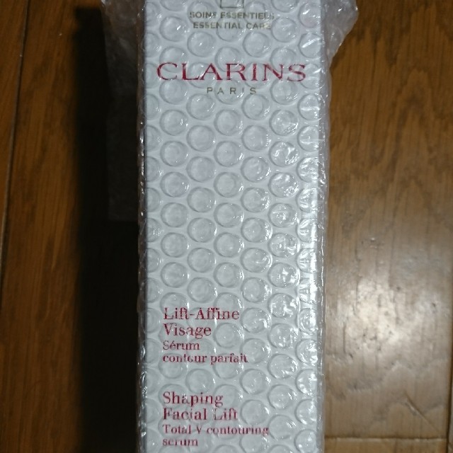 CLARINS(クラランス)のクラランスCLARINSトータルVセラム50ml  コスメ/美容のスキンケア/基礎化粧品(化粧水/ローション)の商品写真