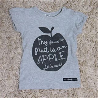 ブリーズ(BREEZE)のりんご柄パフスリーブTシャツ(Tシャツ/カットソー)