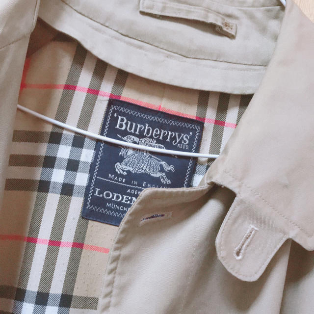 BURBERRY(バーバリー)の【最終値下げ】トレンチコート レディースのジャケット/アウター(トレンチコート)の商品写真