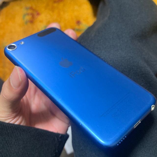 iPod touch(アイポッドタッチ)のiPod touch 32GB ブルー スマホ/家電/カメラのスマートフォン/携帯電話(スマートフォン本体)の商品写真