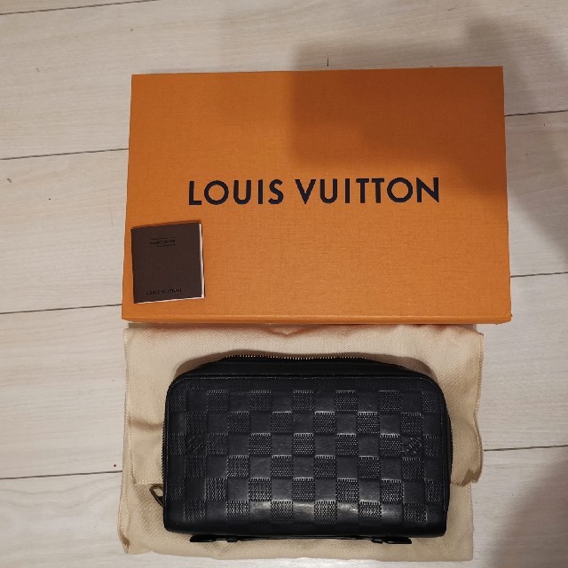 LOUIS VUITTON(ルイヴィトン)のルイ・ビトンダミエアンフィニXLトラベルケース確実正規品付属品有り メンズのファッション小物(マネークリップ)の商品写真