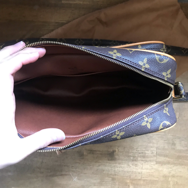 LOUIS  VUITTON ルイ・ヴィトン ショルダーバッグ