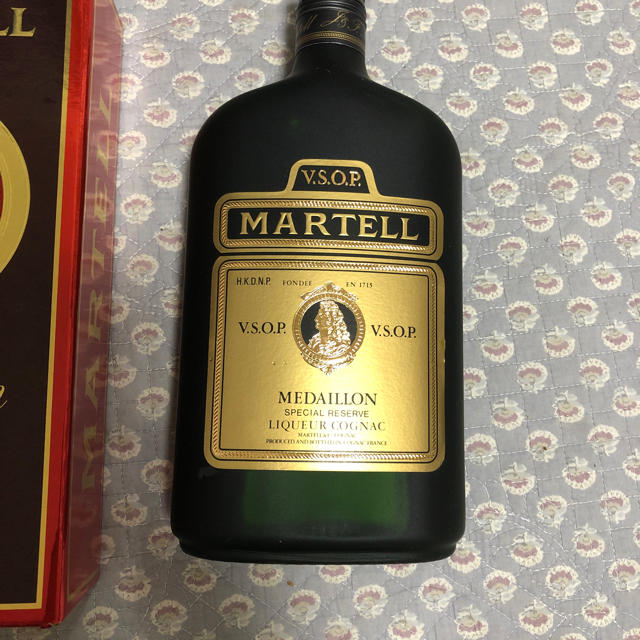 【古酒】MARTELL Medallion VSOP Cognac コニャック 食品/飲料/酒の酒(ブランデー)の商品写真