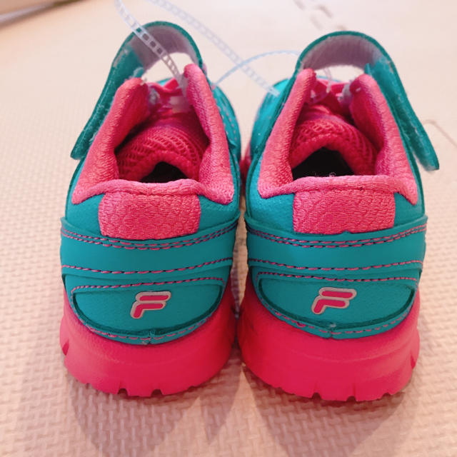 FILA(フィラ)のFILA★16.5センチ キッズ/ベビー/マタニティのキッズ靴/シューズ(15cm~)(スニーカー)の商品写真