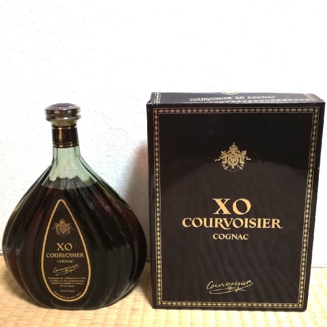 COURVOISIER  XO 未開栓 古酒 食品/飲料/酒の酒(ブランデー)の商品写真