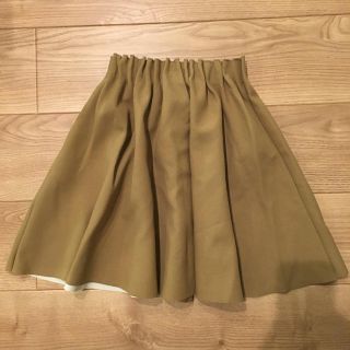 ザラ(ZARA)の【ZARA】ベージュスカート(ひざ丈スカート)