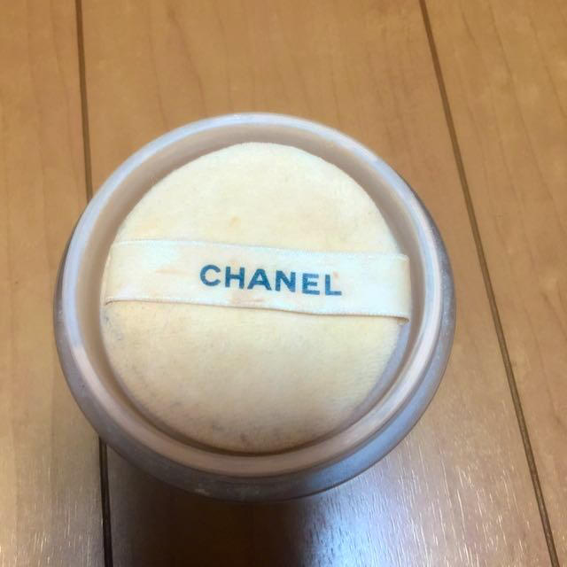 CHANEL(シャネル)のシャネルお粉 コスメ/美容のベースメイク/化粧品(その他)の商品写真