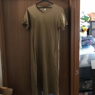 ユニクロ(UNIQLO)のユニクロ Tシャツワンピ(ロングワンピース/マキシワンピース)