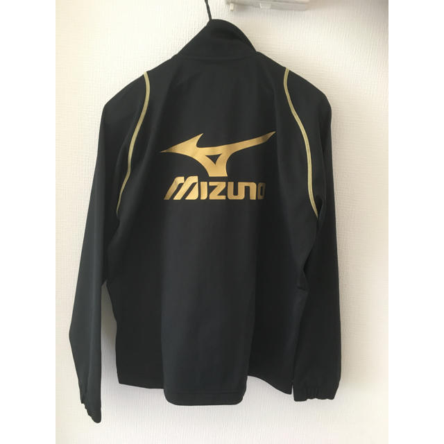 MIZUNO(ミズノ)の美品☆ミズノ☆ゴールドロゴ☆バックロゴ有☆150cm☆ジャージ キッズ/ベビー/マタニティのキッズ服男の子用(90cm~)(ジャケット/上着)の商品写真