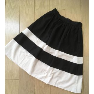 ザラ(ZARA)の【新品未使用】ZARA ボーダー柄スカート XS(ひざ丈スカート)