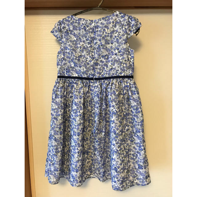 BeBe(ベベ)のBeBe  キッズワンピース キッズ/ベビー/マタニティのキッズ服女の子用(90cm~)(ワンピース)の商品写真