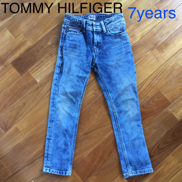 こども ビームス(コドモビームス)のTOMMY HILFIGER トミーヒルフィガー デニム ジーンズ 122cm キッズ/ベビー/マタニティのキッズ服男の子用(90cm~)(パンツ/スパッツ)の商品写真